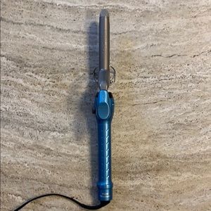 Babyliss Nano pro 3/4 inch curling iron
